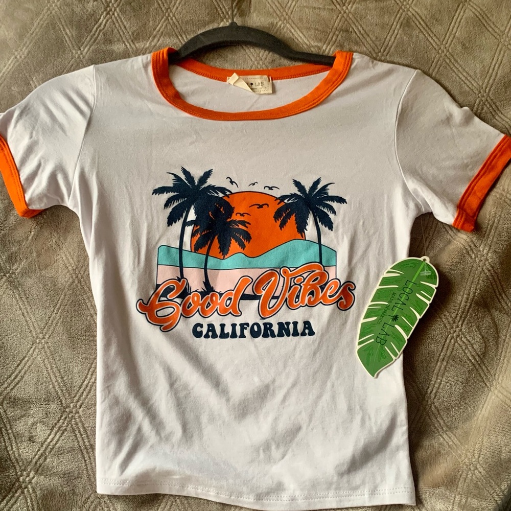 NWT TOP